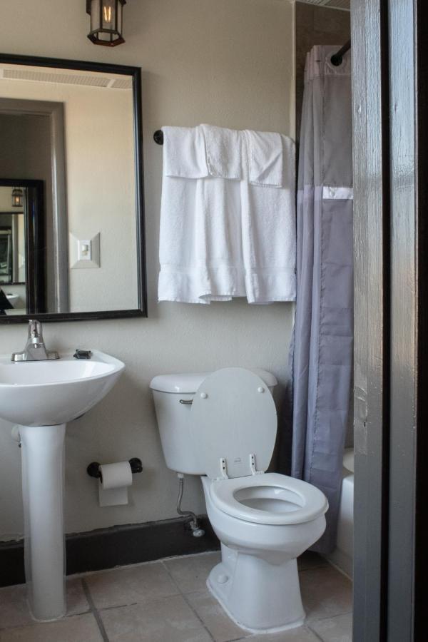Hotel Chataura Dearborn Εξωτερικό φωτογραφία