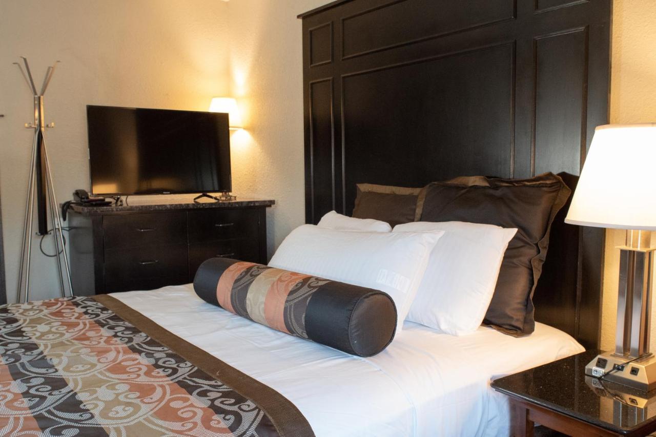 Hotel Chataura Dearborn Εξωτερικό φωτογραφία