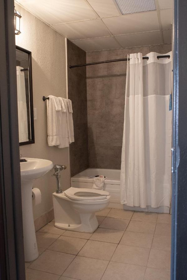Hotel Chataura Dearborn Εξωτερικό φωτογραφία